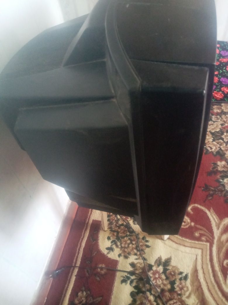 Televizor. Shivaki