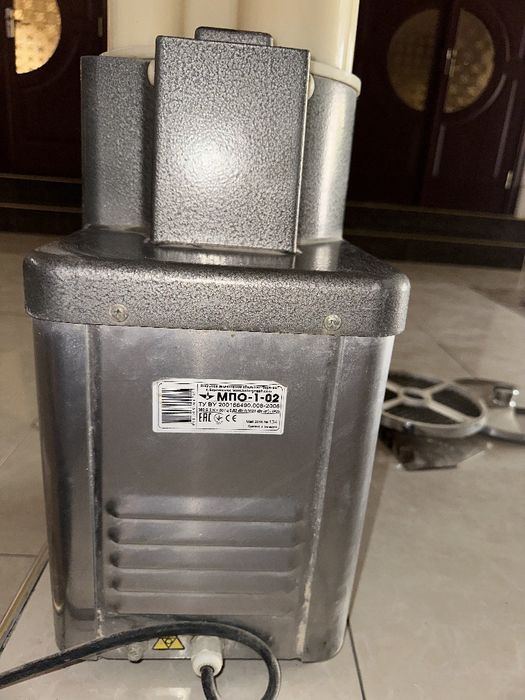 Chipsi tayyorlaydigan va sabzavotlarni turli xil shakllarda kesadigan