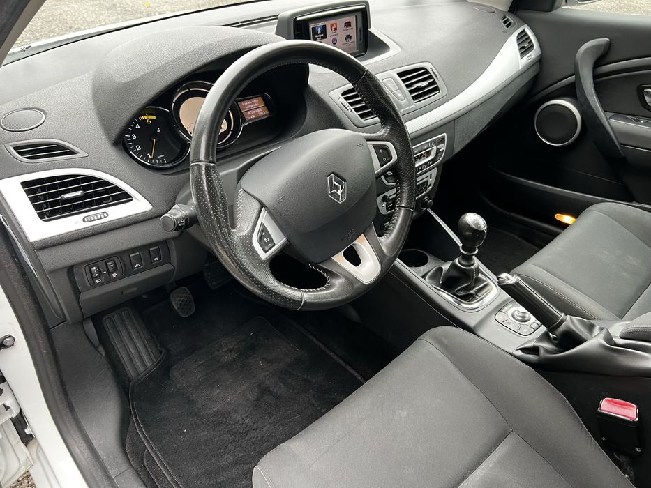 2013 Renault Megane 3/III 1.5 dCi 110 cp EURO5