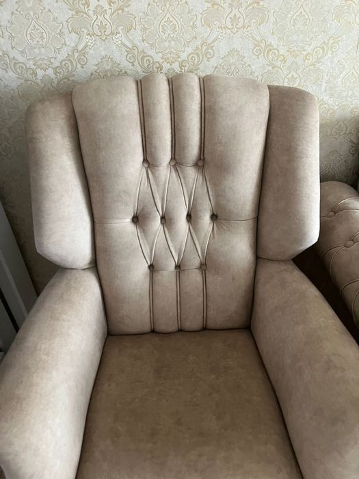 Продам два кресла