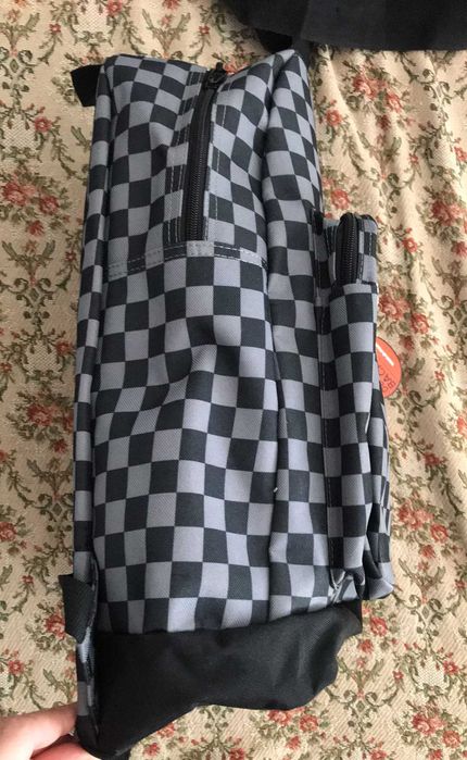 раници чанти ученически и други