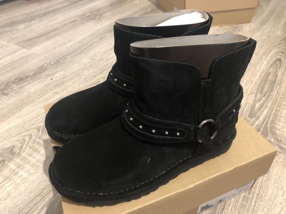 Ugg ailiyah