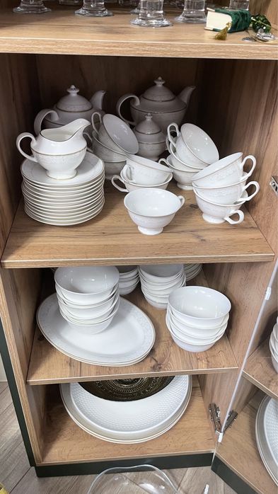 Сервис на 12 персон