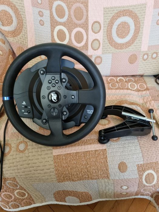 Thrustmaster t300 rs