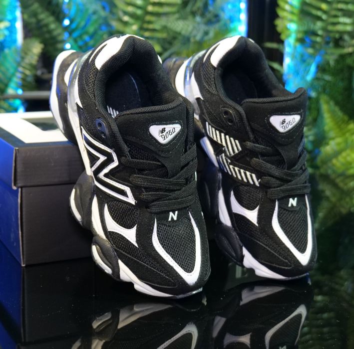 Маратонки NewBalance 9060 (36-40) Цвят-Черно и Бяло