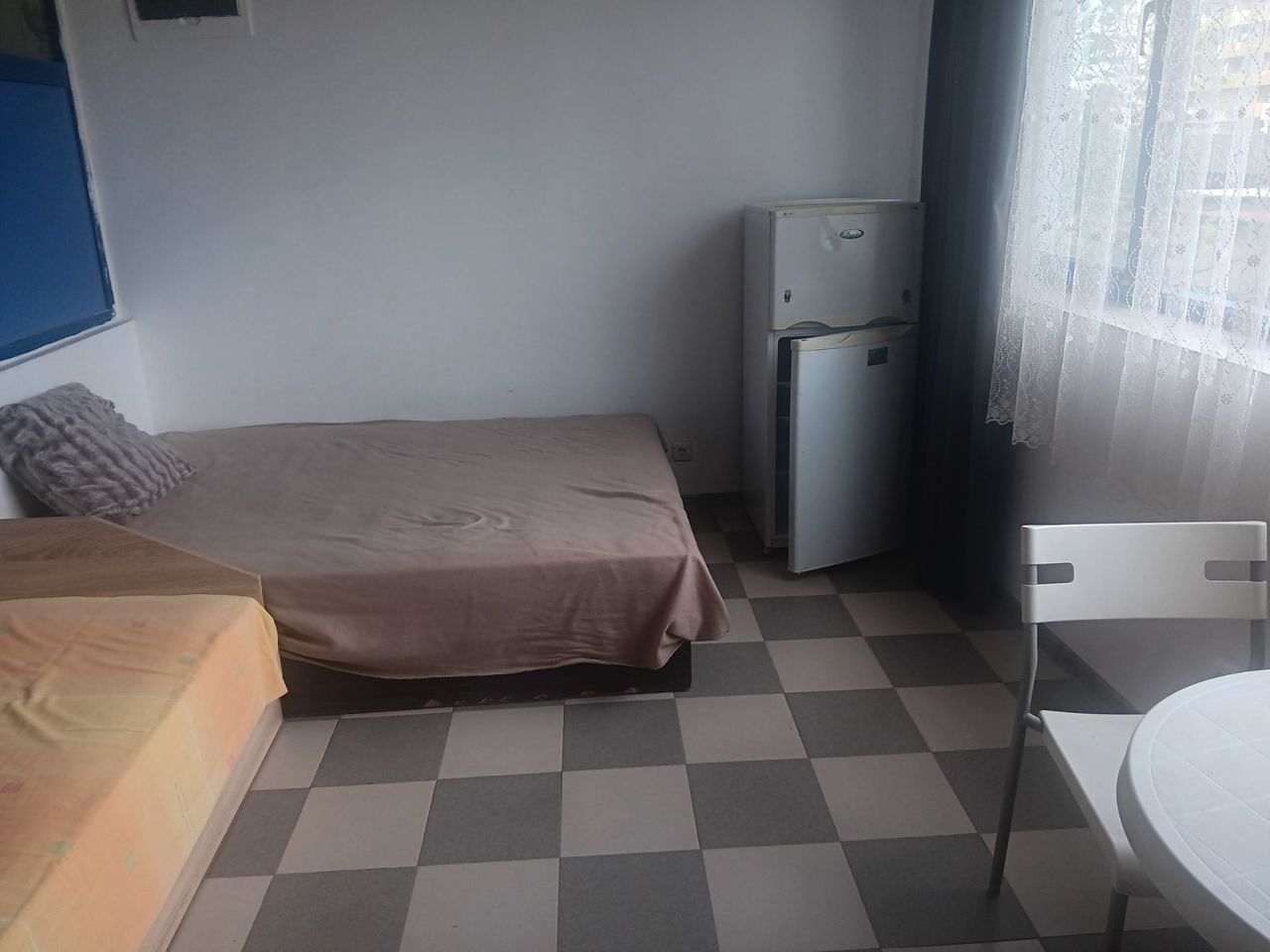 Дава се под наем  в София, Изгрев - 25 кв.м за 229.5 € - Снимка #3
