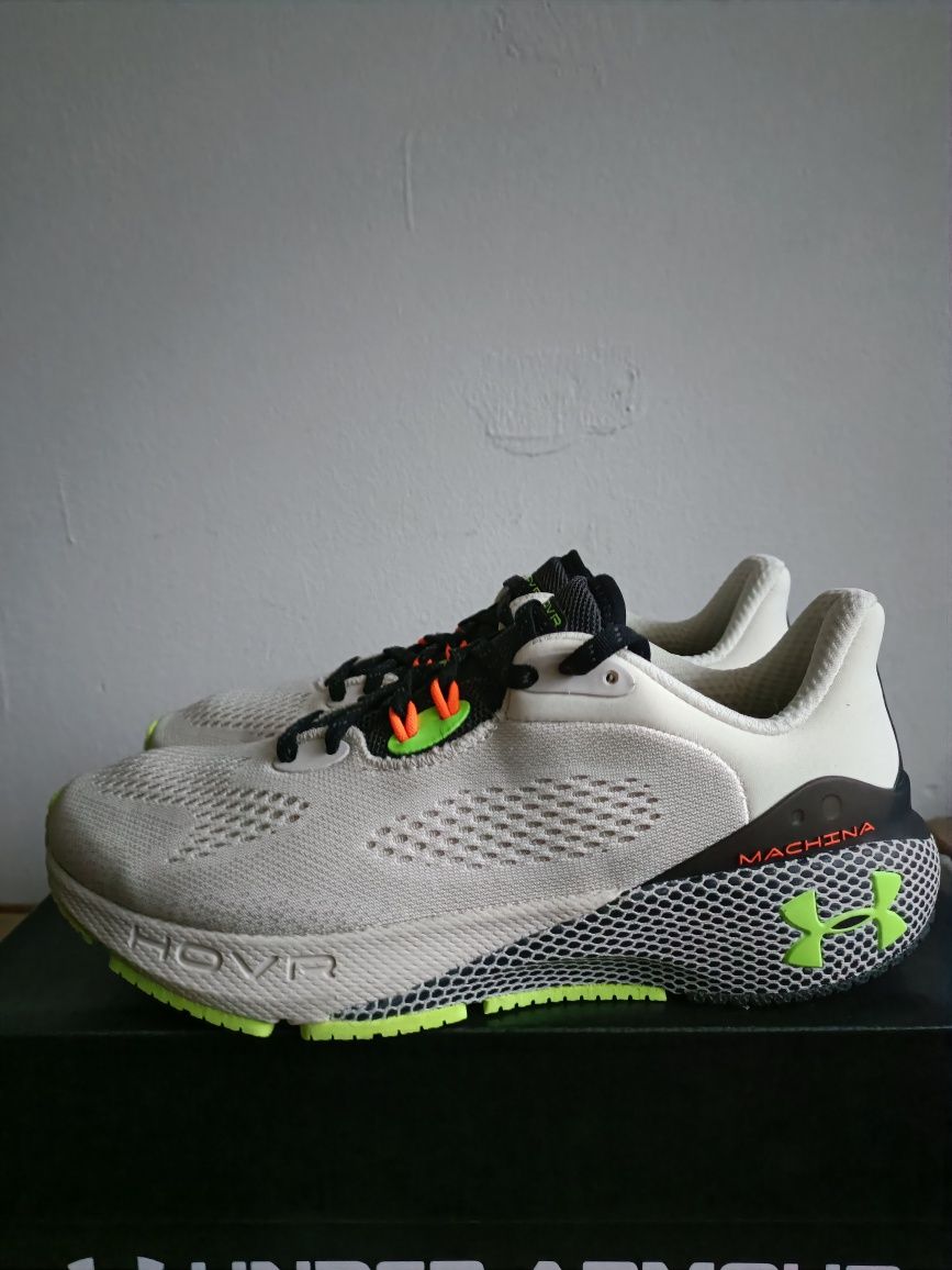 Under Armour UA Hovr Machina 3 номер 40 код 52A