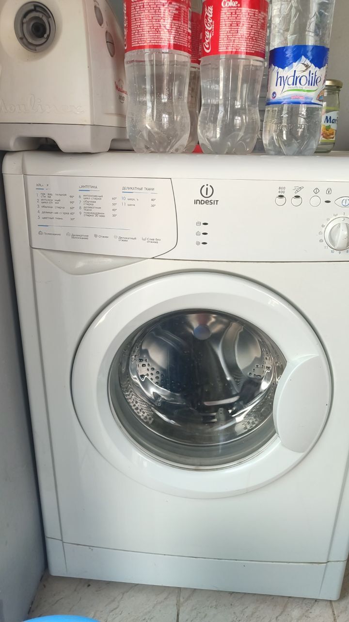 Srochna Indesit kir yuvish moshinasi 6kg sotiladi