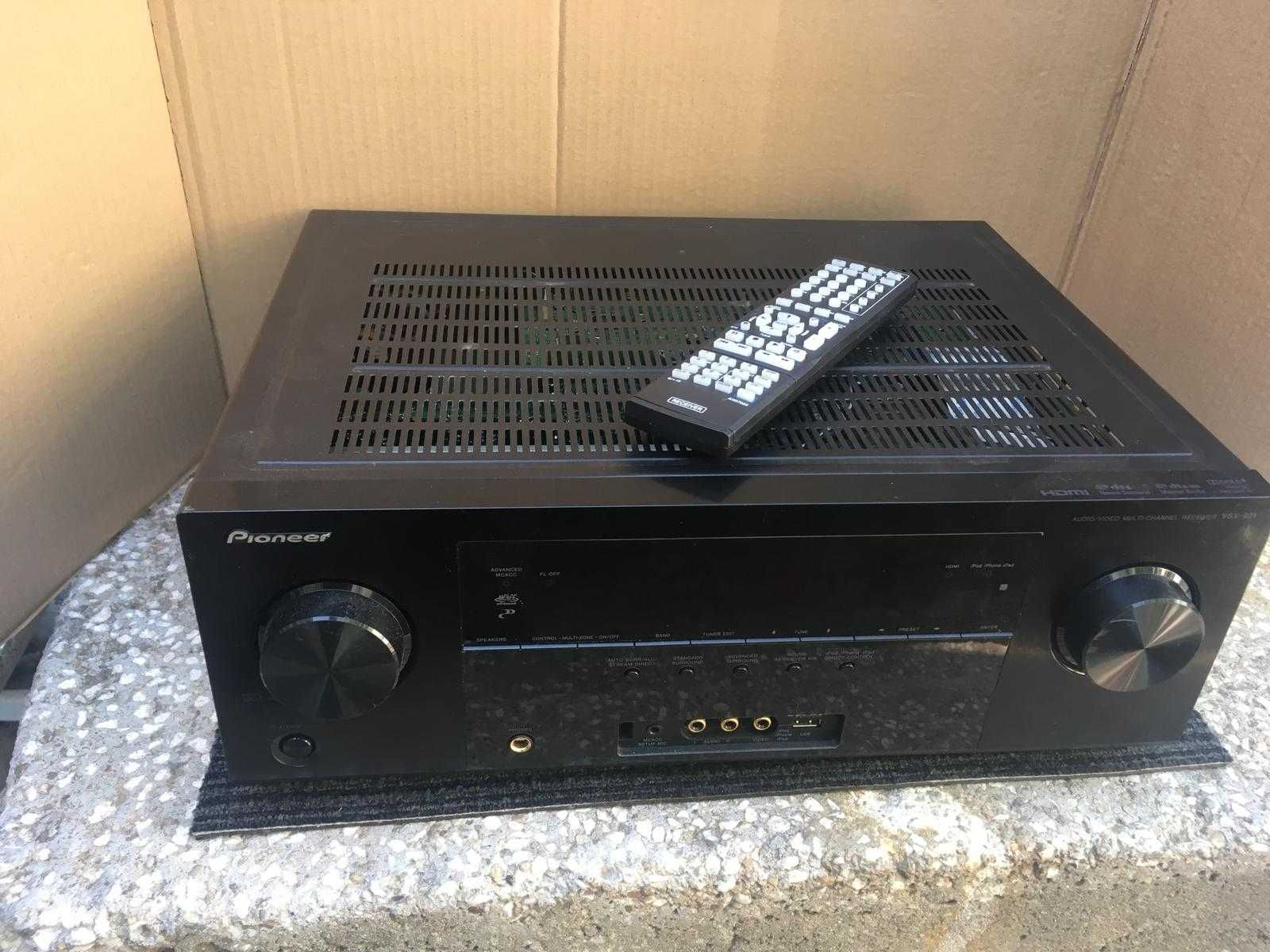 PIONEER amplificator surround cu telecomanda.