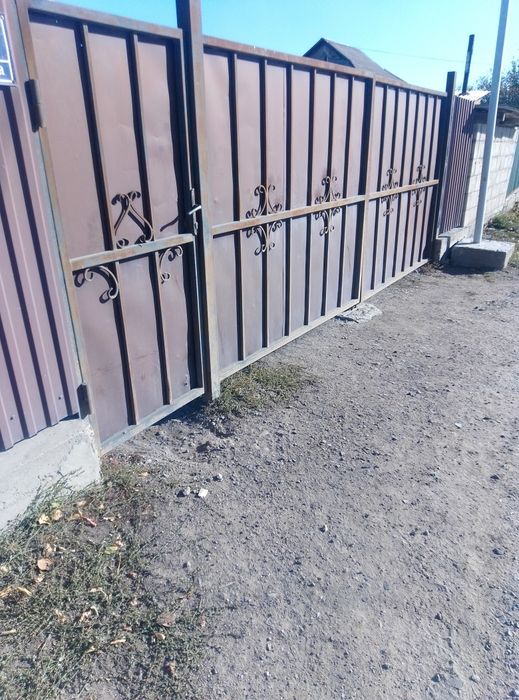 Продам участок 8 соток.с Достык.удобен для ведения скота