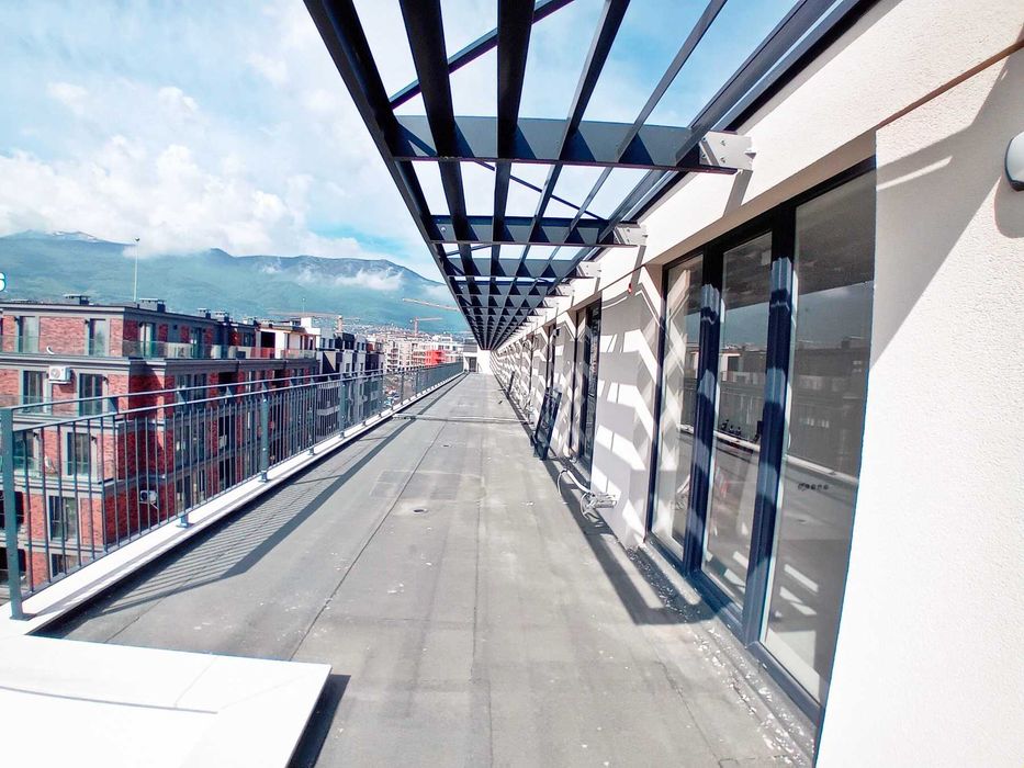 Голям Тристаен Апартамент в Малинова Долина