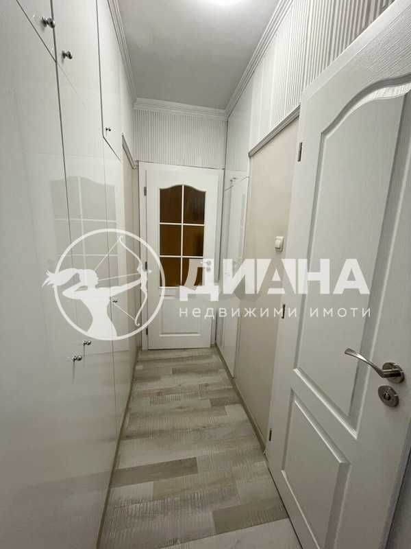 Продава се Четиристаен апартамент в Пловдив, Мараша - 100 кв.м за 2100 €/кв.м - Снимка #5