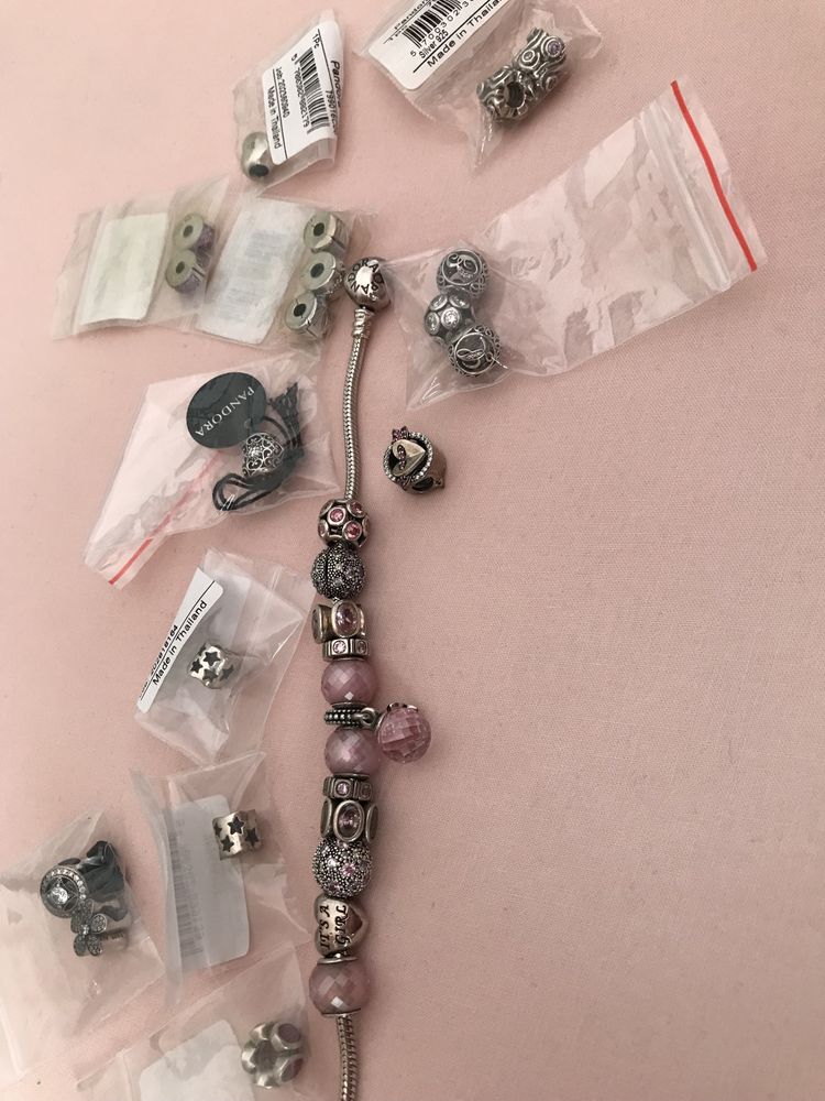 Charm-uri Pandora