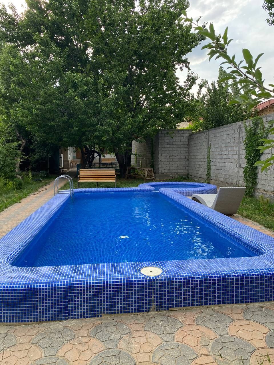 Oqtosh dacha Oilaviy