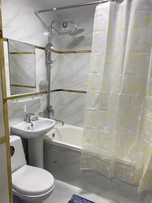 Сдаётся кв. в Мирзо-Улугбекском районе 3/4/9. Адрес: Карасув-6 627*