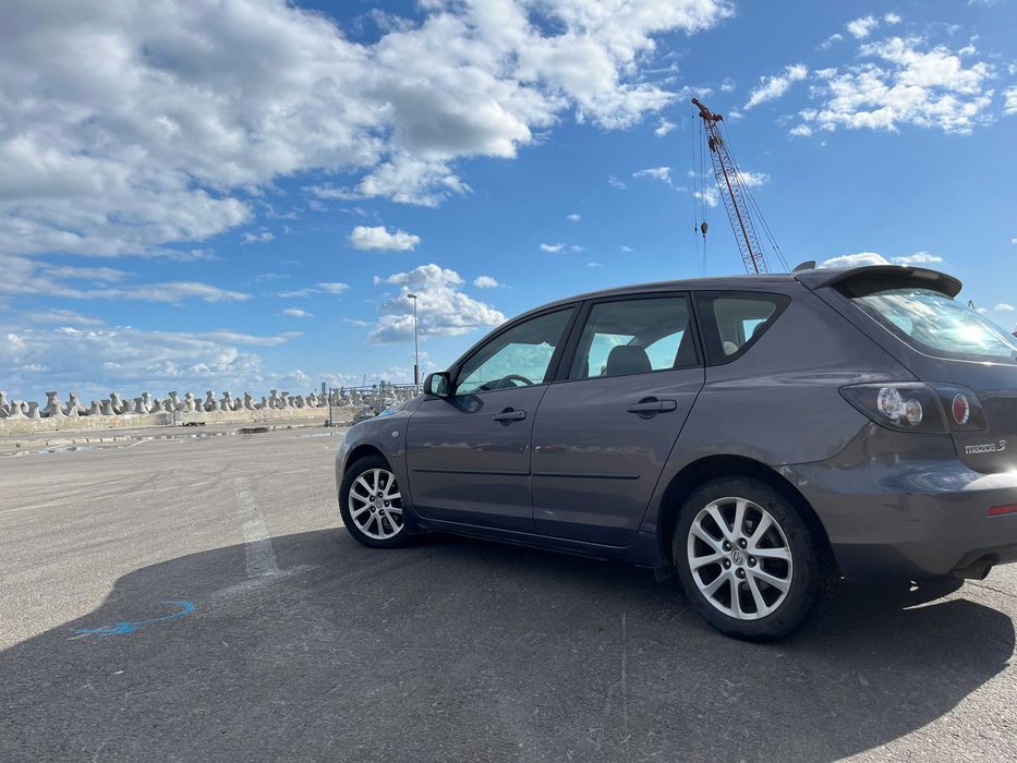Mazda 3 | 1.6 Benzină | Xenon | Scaune încălzite | Consum redus