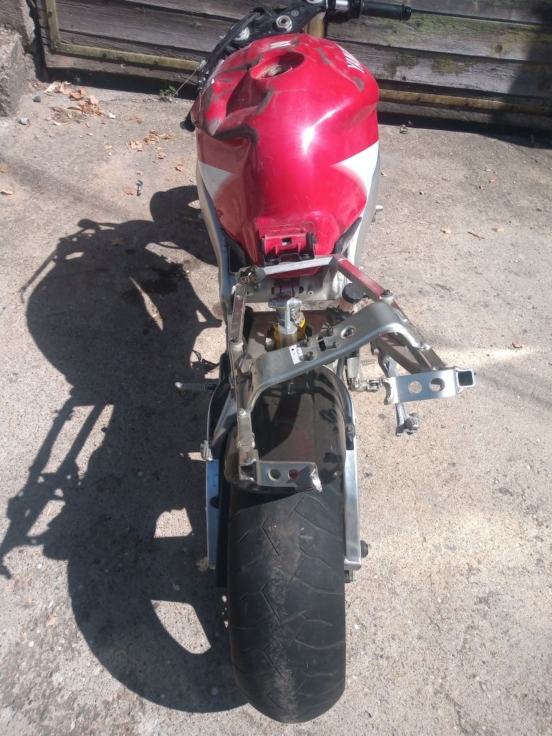 Yamaha R1 2001 на части