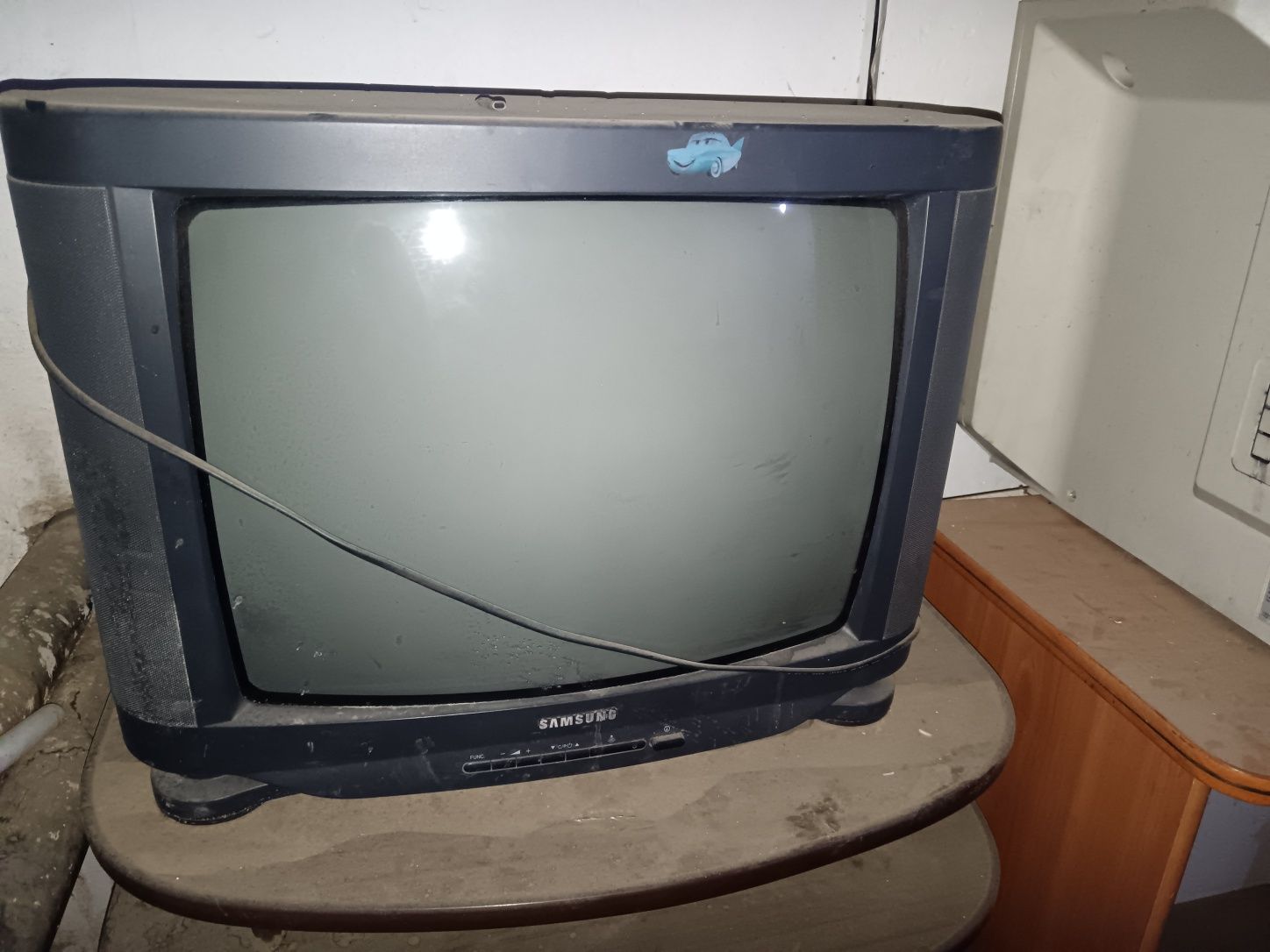 Продам два телевизора