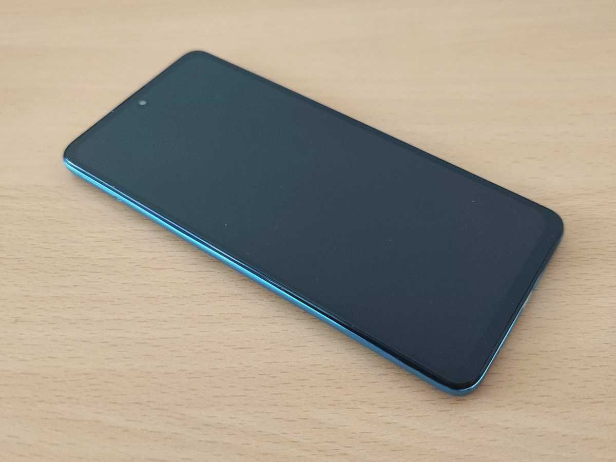 Samsung Galaxy A51, 128гб, Super Amoled, 128гб, 4000mah, 48мп камера