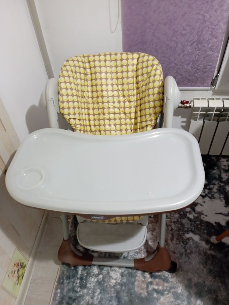Продам стульчик для малыша