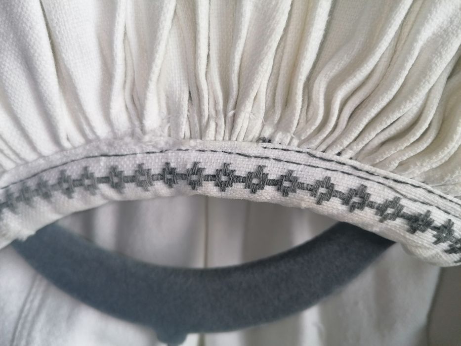Vând ie din pânză groasă de casă - costum popular