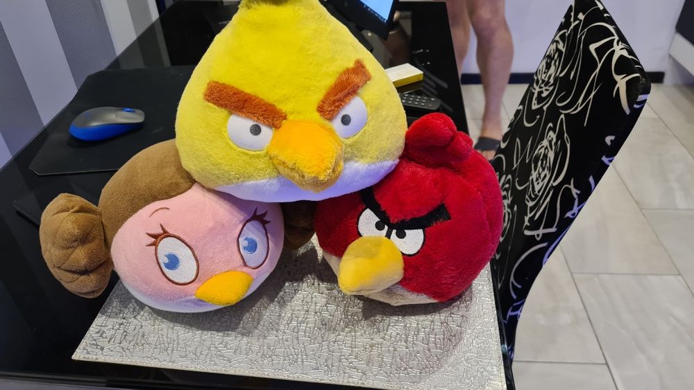 Angry birds .