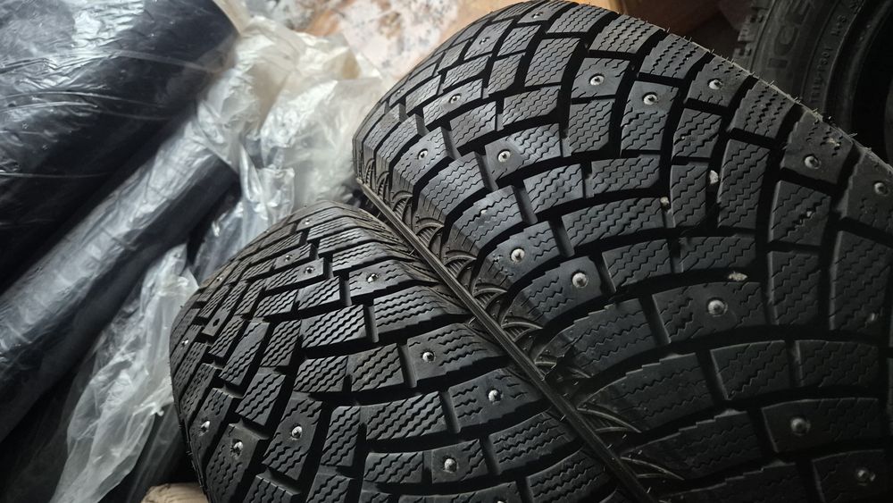 Зимняя Шипованая резина R14. 185/65,состояние новой