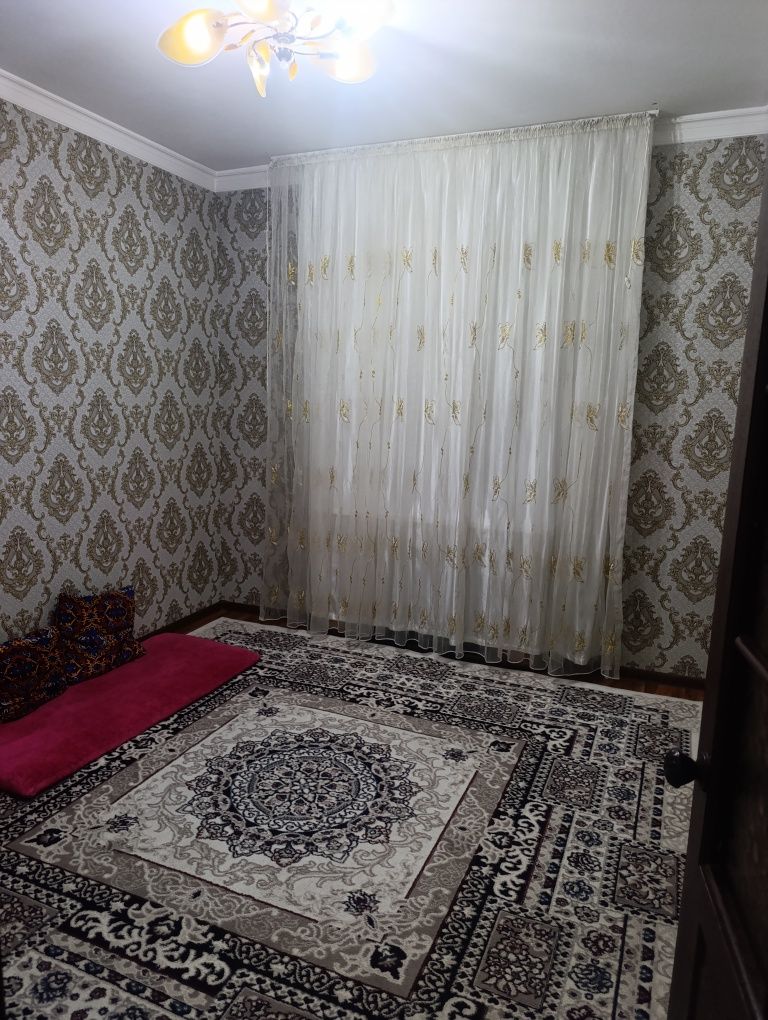 Сдам свою 2 комнатную квартиру аренду в Юнусабад 14-58-70. Цена: 550$