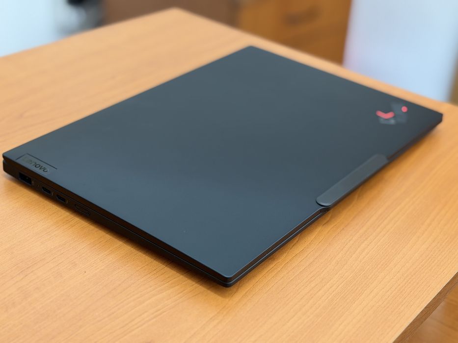 X1 Carbon Gen 12 SSD 1T