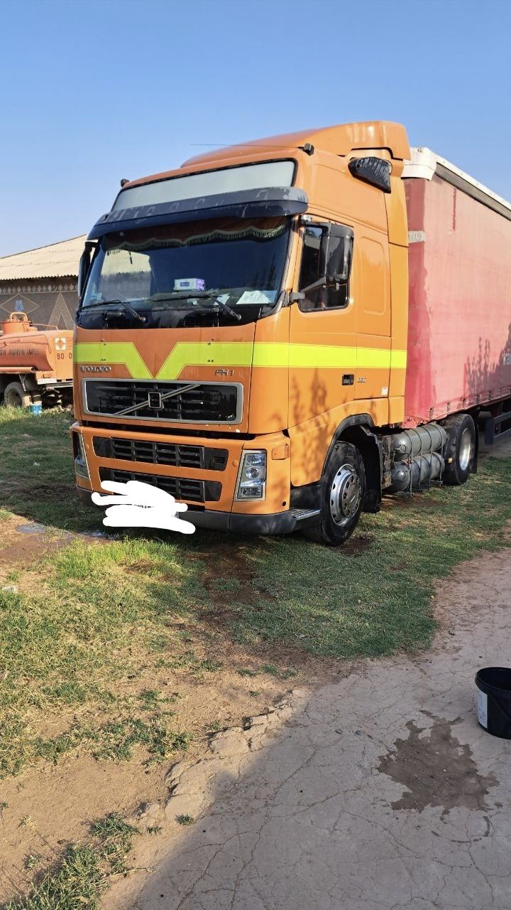 Volvo фура сотилади