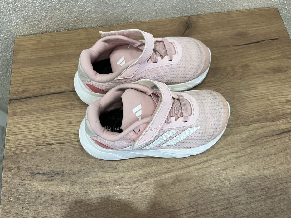 Маратонки Adidas
