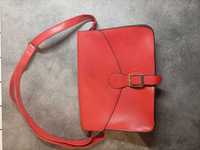 Червена ежедневна дамска чанта