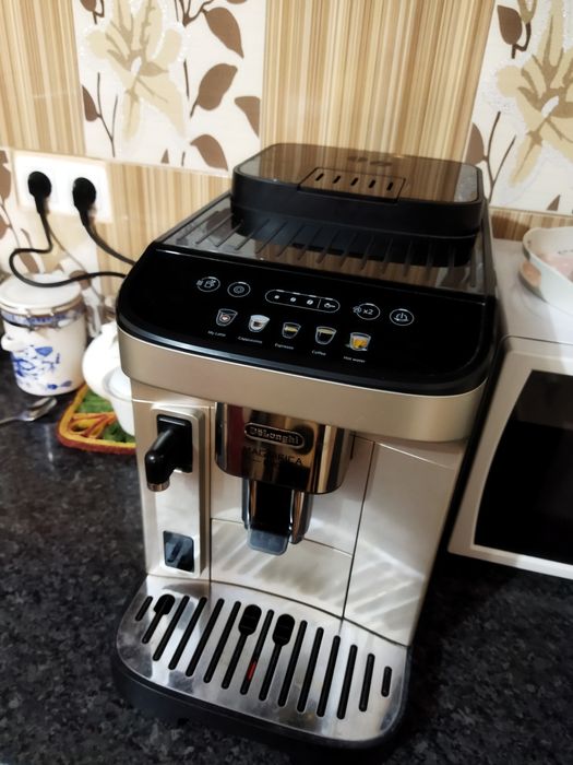DeLonghi Magnifica EVO