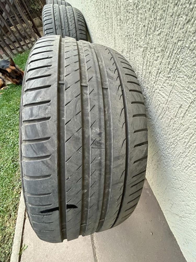 Vand 4 anvelope vara Pirelli Volvo V60