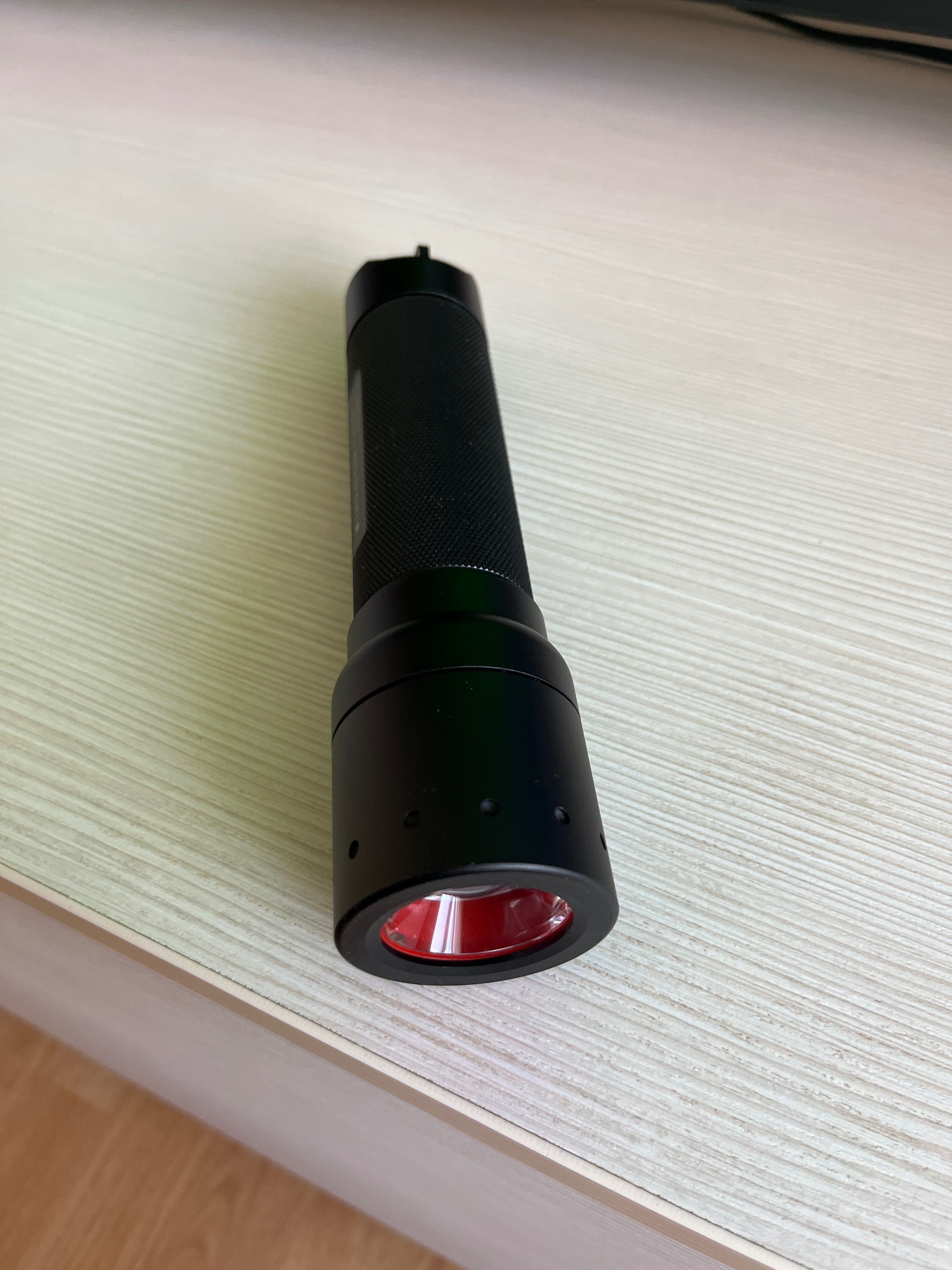 Lanterna Ledlenser EVO300