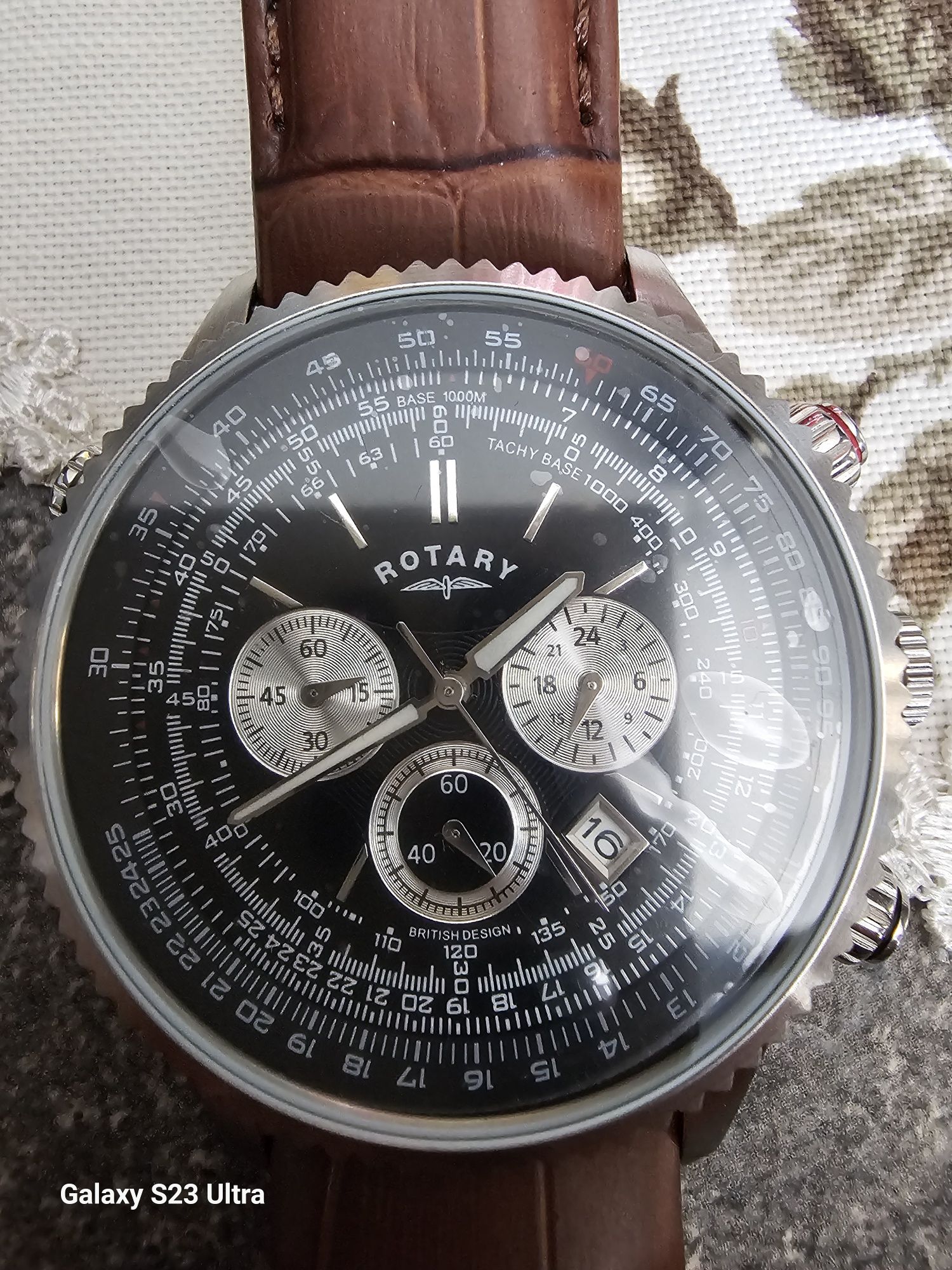Rotary часовник нов