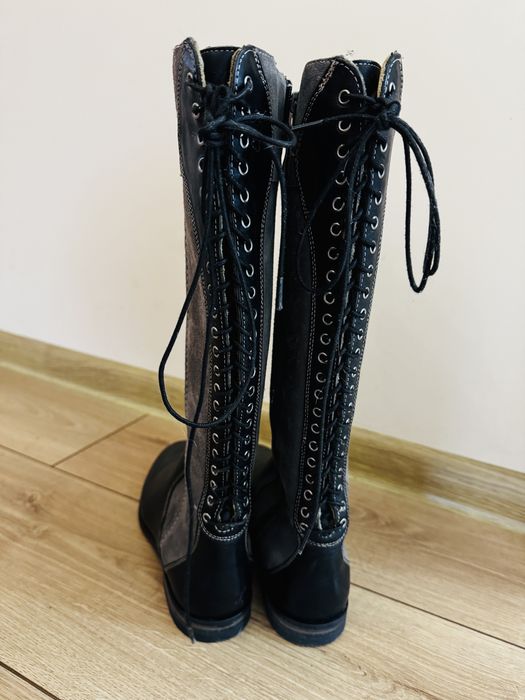 Ботуши зимни с черна кожа и сив велур, с връзки! Марка Hush Puppies