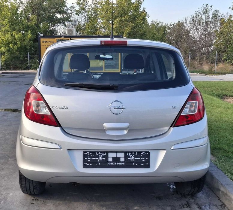 Opel Corsa D 1.2i 16V - 80PS