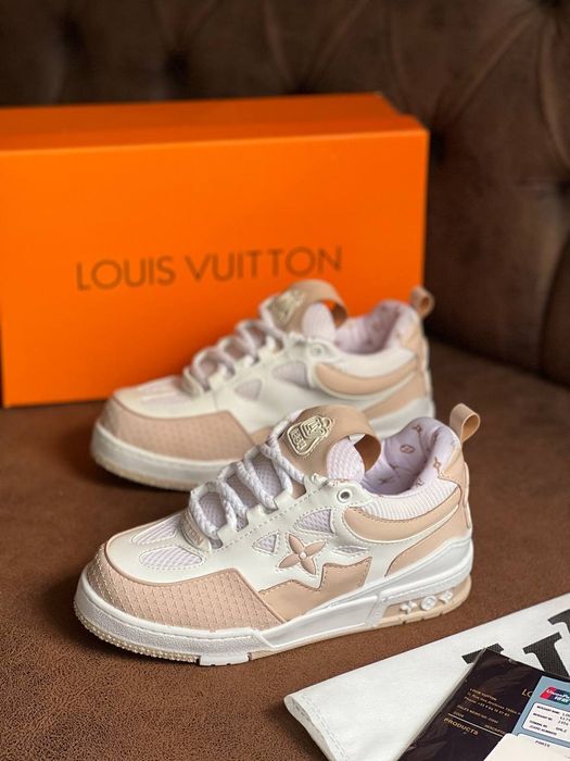 Adidași Louis Vuitton damă