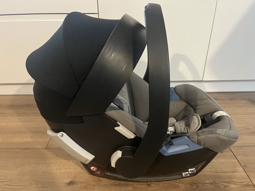 Столче за бебе Cybex Gold Aton 5 + база за автомобил + адаптери