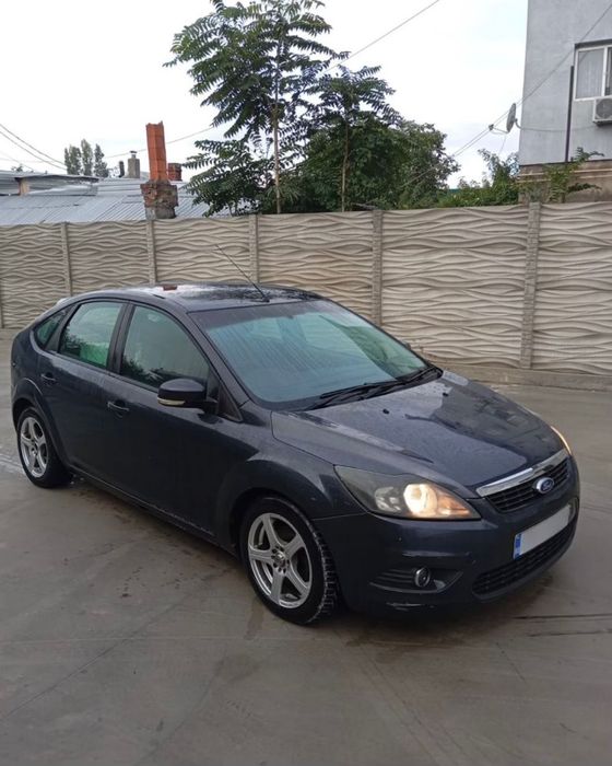 Dezmembrari/Ford Focus 2 1.6  benzina
