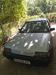 Nissan sotiladi 1990-yilda ishlab chiqarilgan
