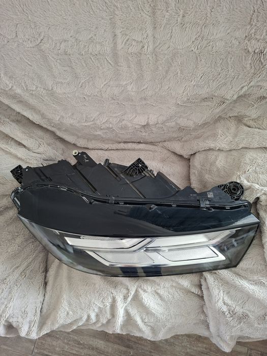 Far dreapta matrix Audi Q5 FY 80A.941.036