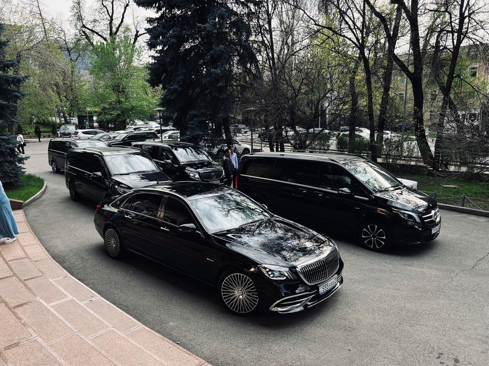 Аренда прокат минивэнов вип класса Мерседес V class Viano Vito Srinter
