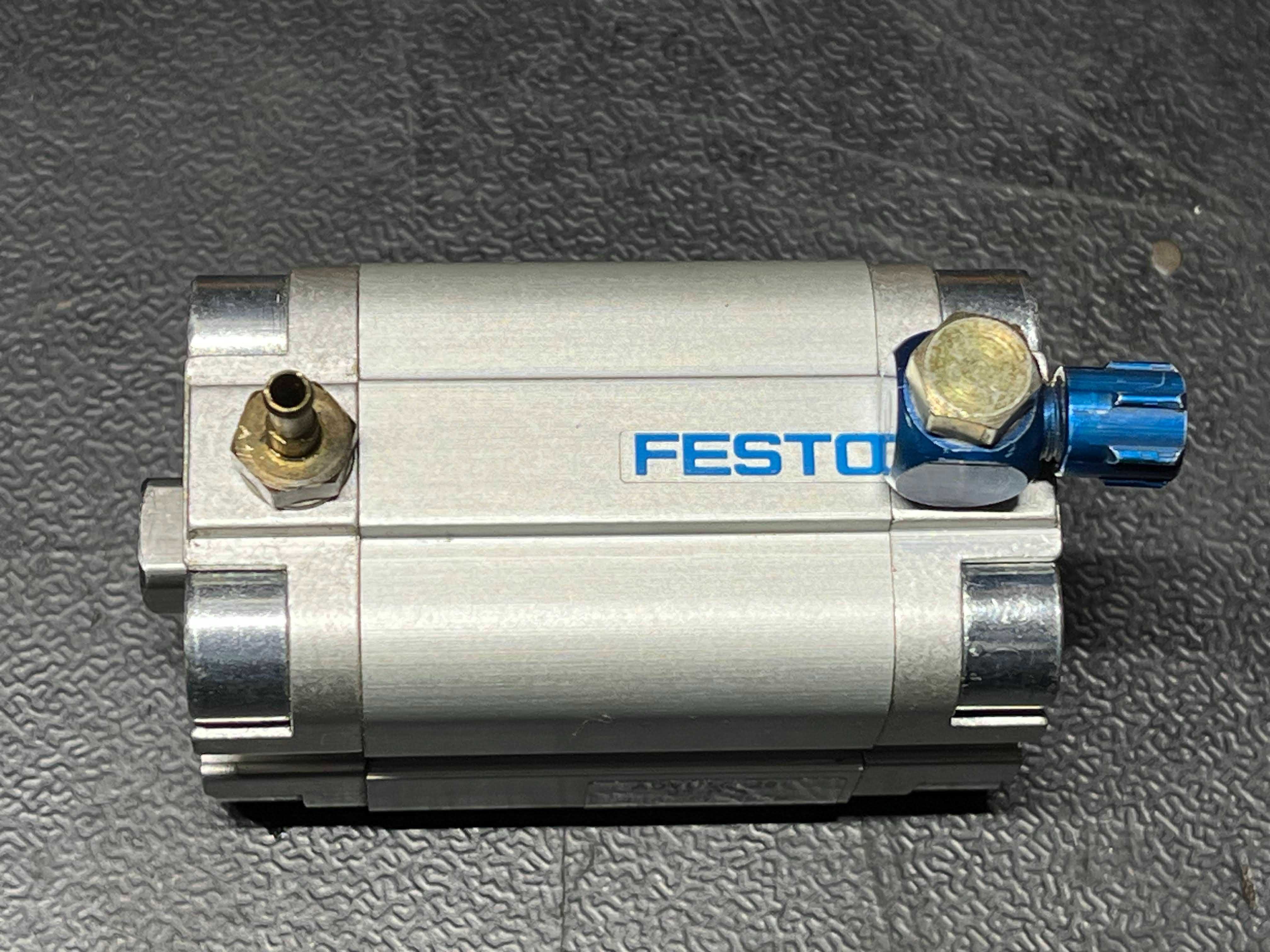 Cilindru compact  FESTO ADVULQ-20-25-P-A