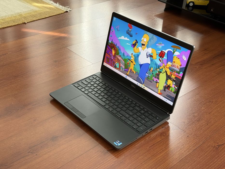 15.6’FHD IPS 500nits/RTX A3000 6GB/Xeon W11855M/Dell Precision 7560