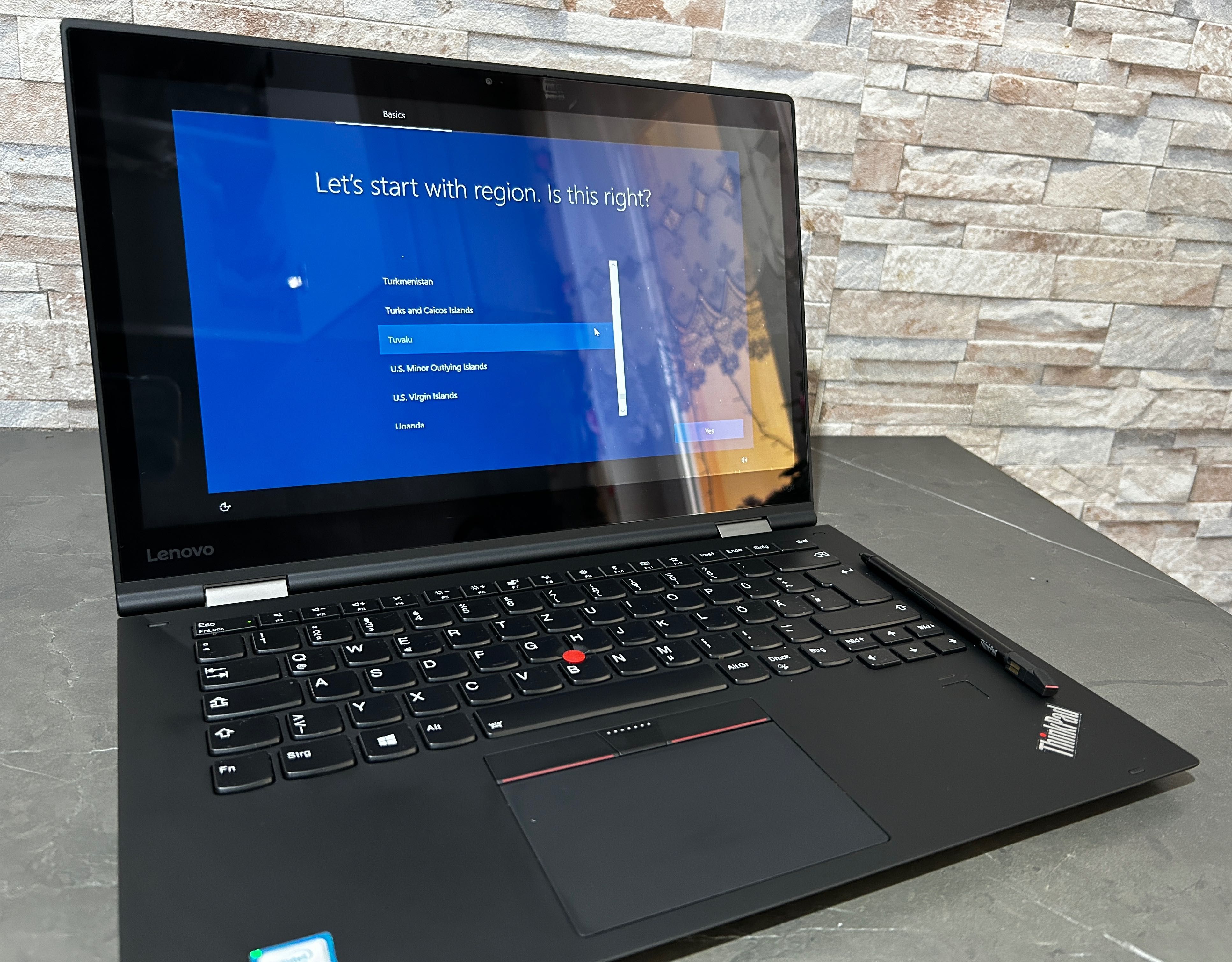 Vând Laptop Lenovo ThinkPad 2 in1!