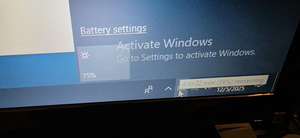 Laptop Fujitsu AH552 - stare excelenta