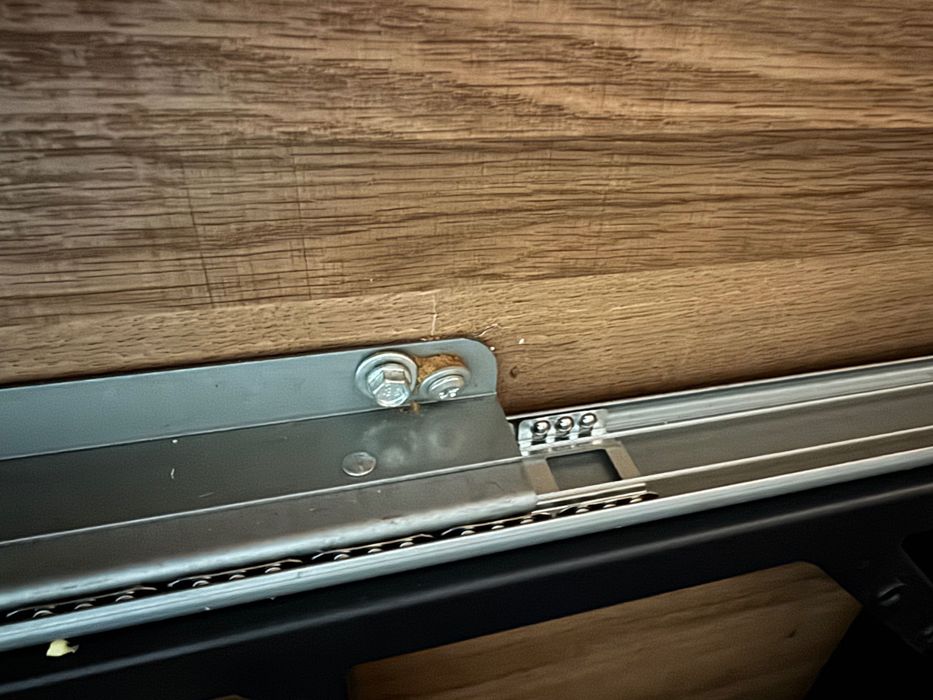 Дървен плот за маса