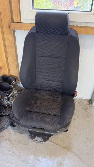 Салон за Е39 Комби седалки о предни кори